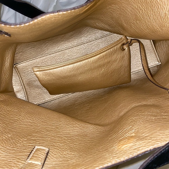 JustFab MONTAGE reversible black/gold tote - Picture 8 of 13